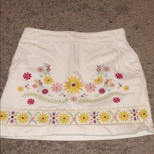 Embroidered skirt